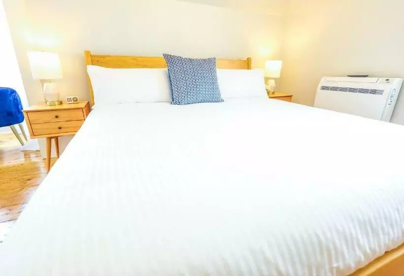 Mahone Bay Bed And Breakfast