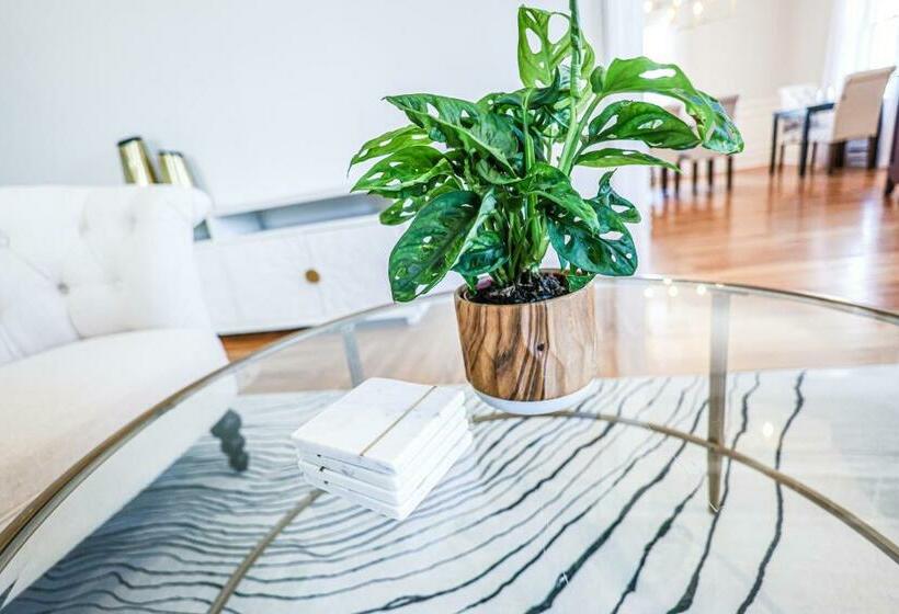 Mahone Bay Bed And Breakfast