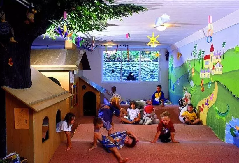 فندق Albergo Losone