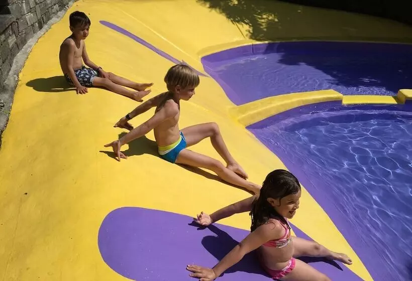 فندق Albergo Losone