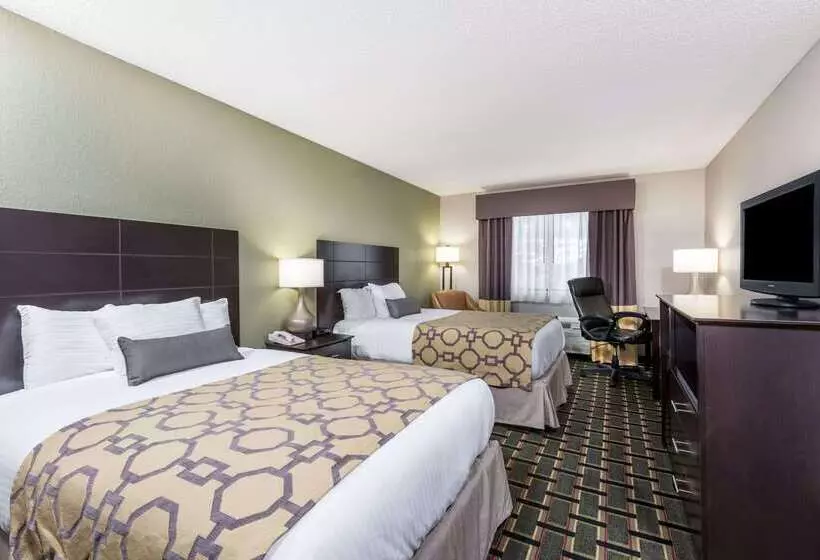 ホテル Baymont By Wyndham Cambridge