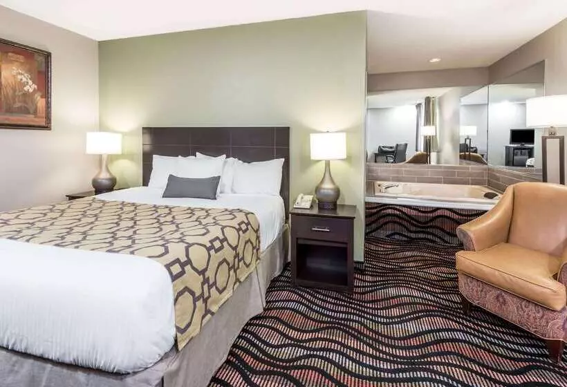 ホテル Baymont By Wyndham Cambridge