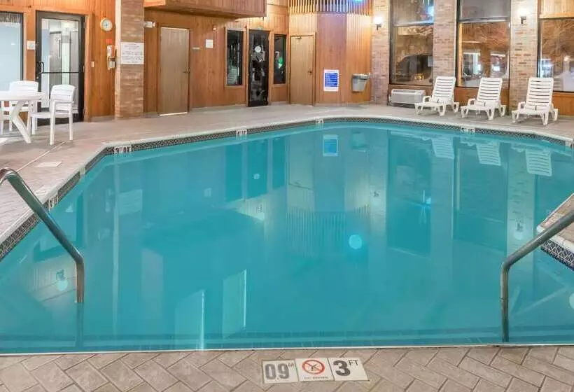 ホテル Baymont By Wyndham Cambridge