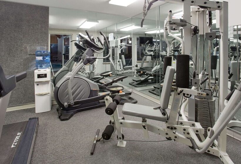 בית מלון כפרי Baymont By Wyndham Freeport