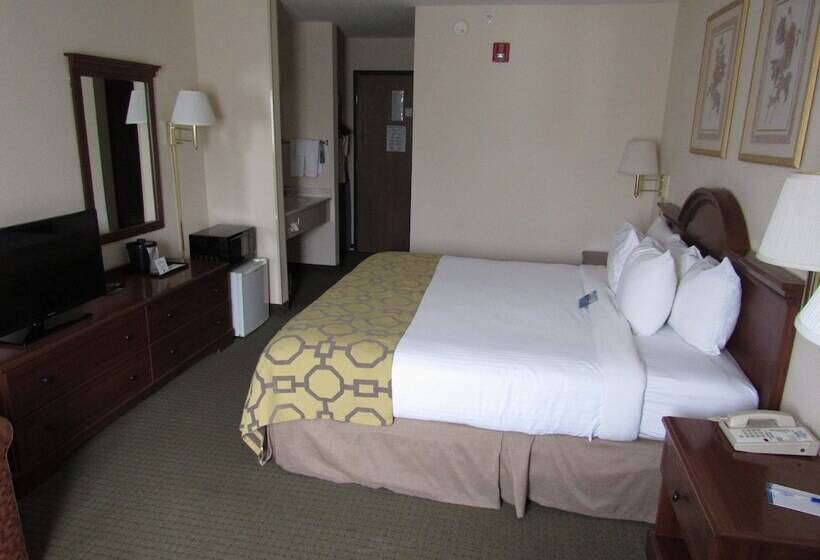 בית מלון כפרי Baymont By Wyndham Freeport