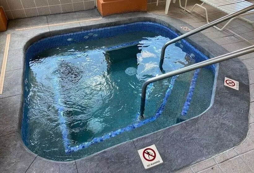 酒店 Baymont By Wyndham Pella