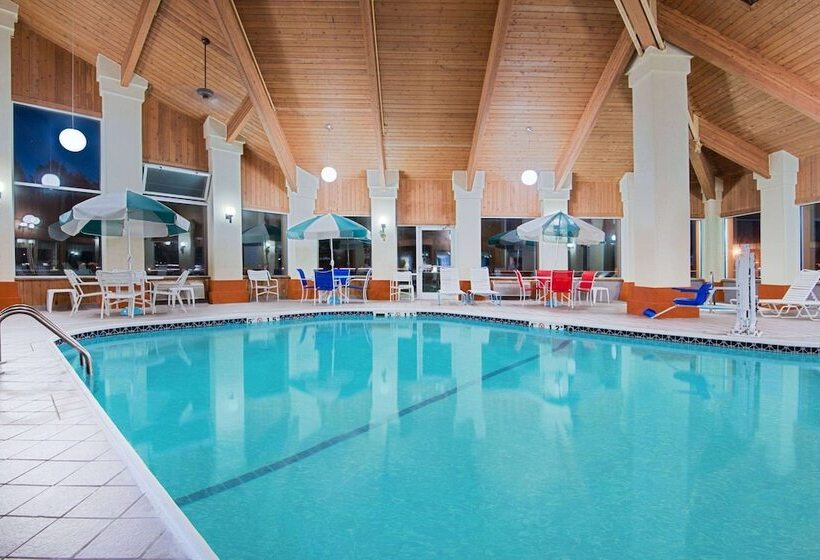 בית מלון כפרי Baymont By Wyndham Pella