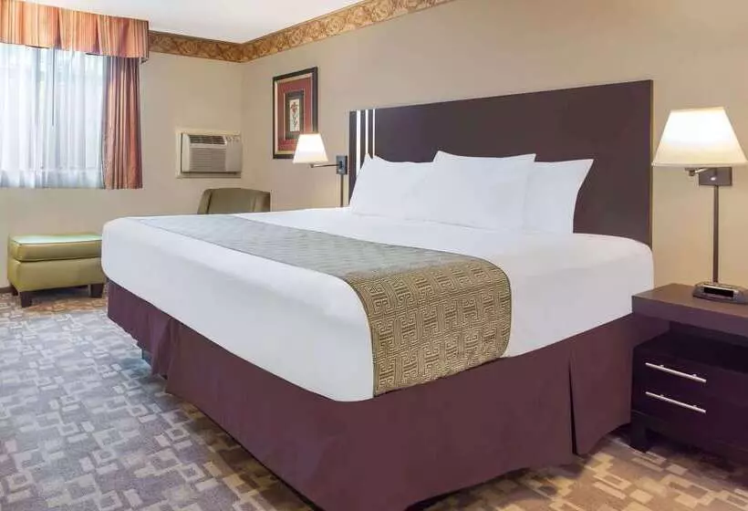 هتل Days Inn By Wyndham Bellingham Wa