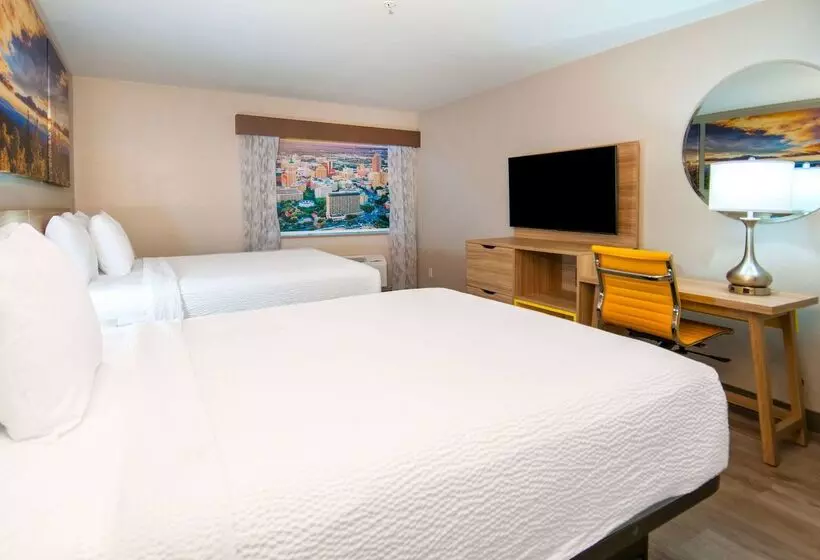 Отель Days Inn & Suites By Wyndham San Antonio North/stone Oak