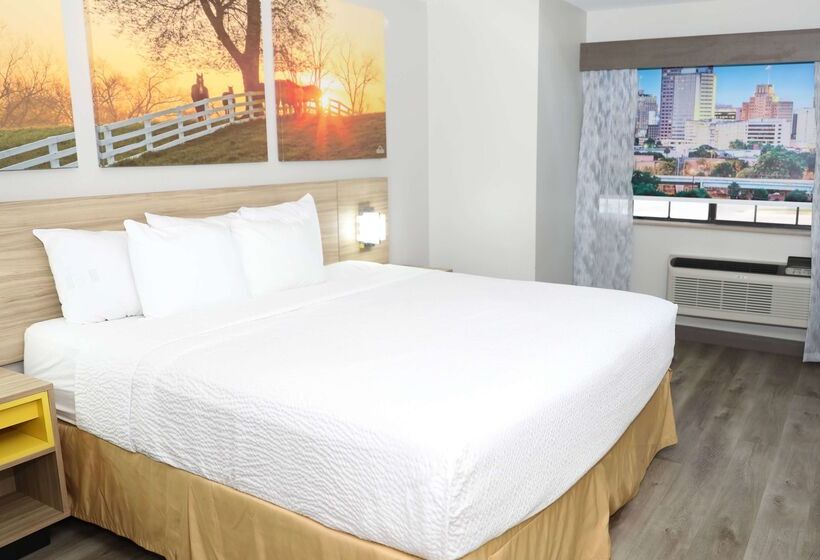 هتل Days Inn & Suites By Wyndham San Antonio North/stone Oak