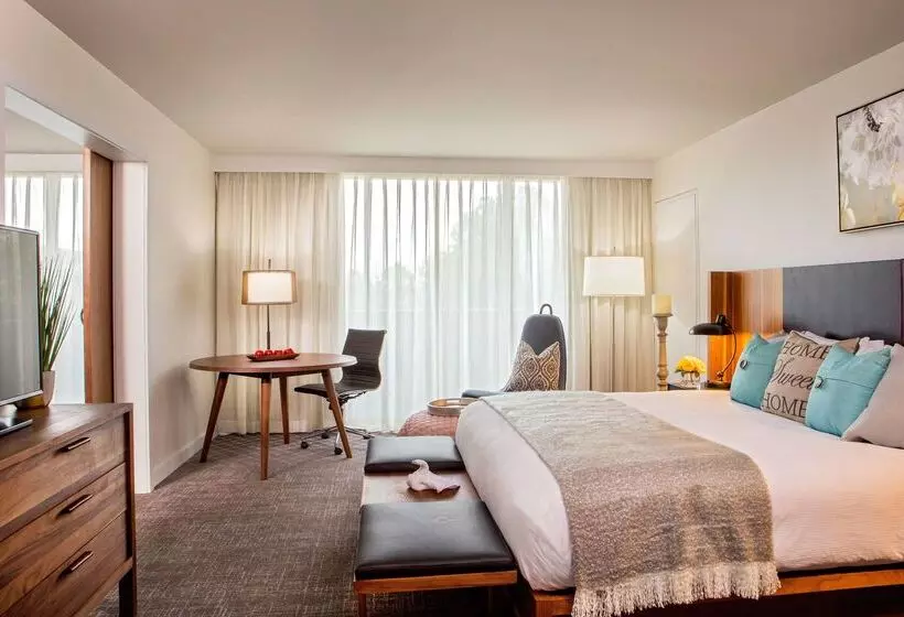 فندق Doubletree By Hilton Atlanta Windy Hill Ballpark