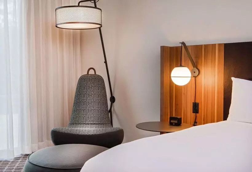 فندق Doubletree By Hilton Atlanta Windy Hill Ballpark