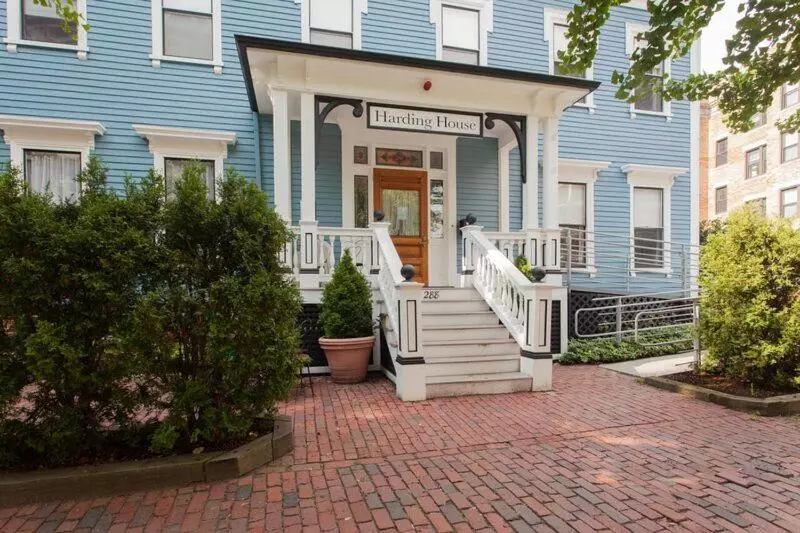 هتل Harding House