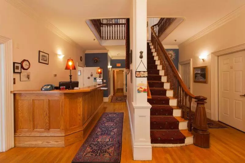 هتل Harding House