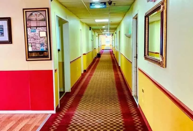 호텔 Holiday Lodge Greensboro/lake Oconee