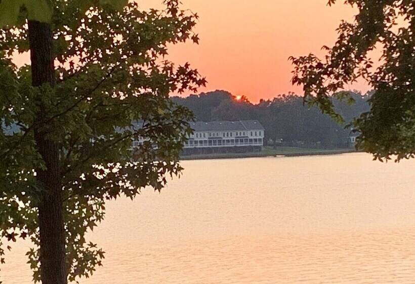 Отель Holiday Lodge   Greensboro/lake Oconee