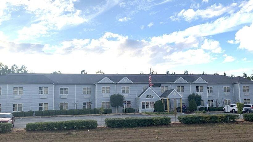 Отель Holiday Lodge   Greensboro/lake Oconee