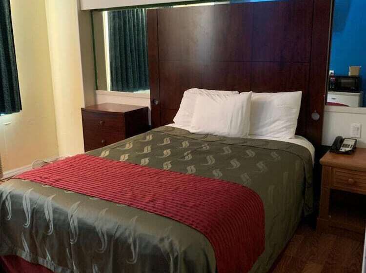 Отель Holiday Lodge   Greensboro/lake Oconee