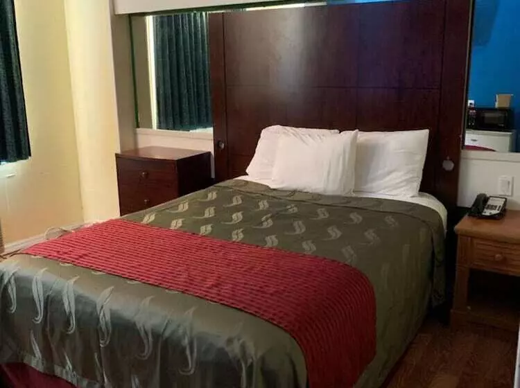 호텔 Holiday Lodge Greensboro/lake Oconee