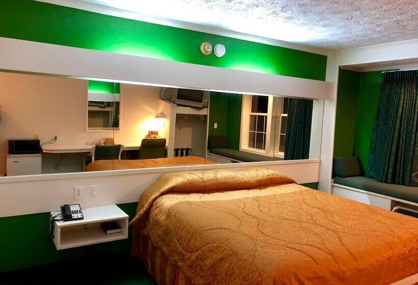 Отель Holiday Lodge   Greensboro/lake Oconee