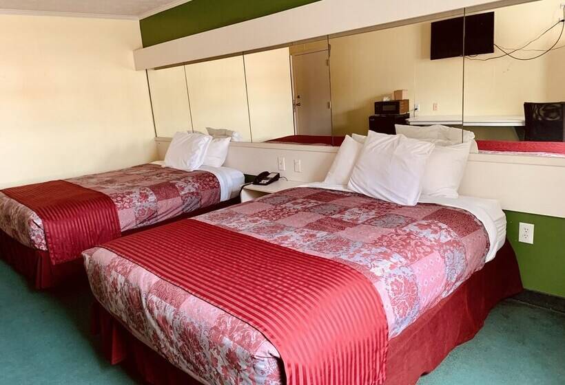 Отель Holiday Lodge   Greensboro/lake Oconee