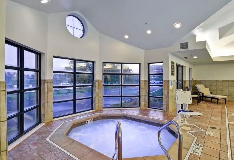 호텔 Homewood Suites By Hilton Aurora Naperville