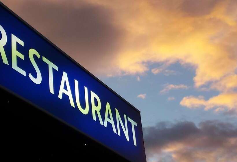 Kyriad Hotel Lyon Givors