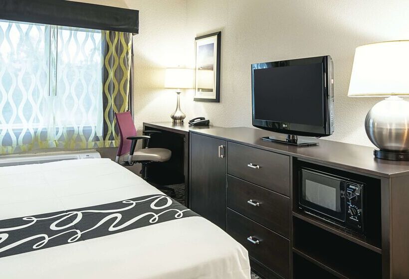 호텔 La Quinta Inn By Wyndham Livermore