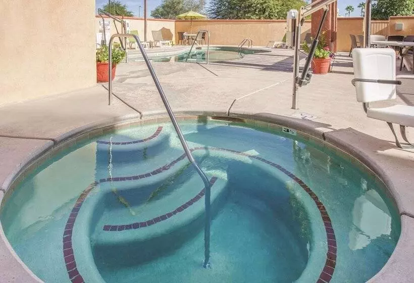 Отель La Quinta By Wyndham Nw Tucson Marana