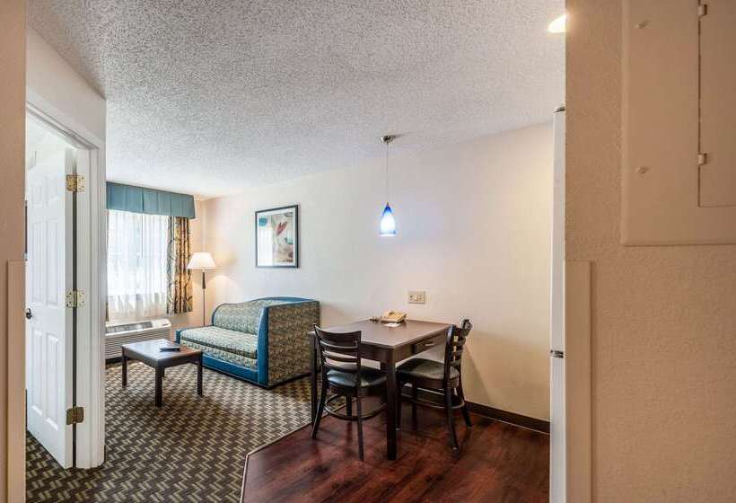 בית מלון כפרי Mainstay Suites Frederick