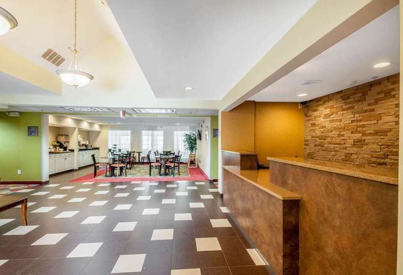 בית מלון כפרי Mainstay Suites Frederick