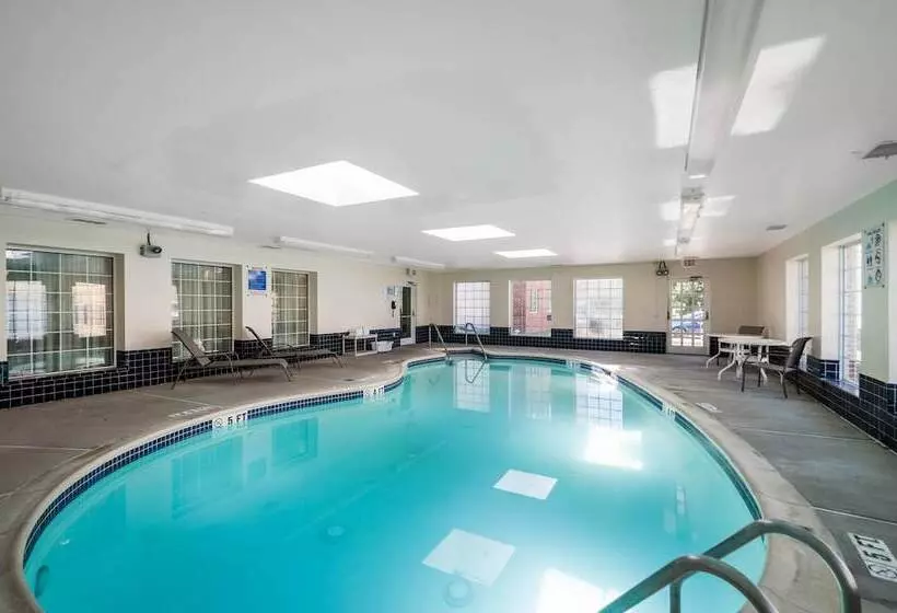 ホテル Mainstay Suites Frederick