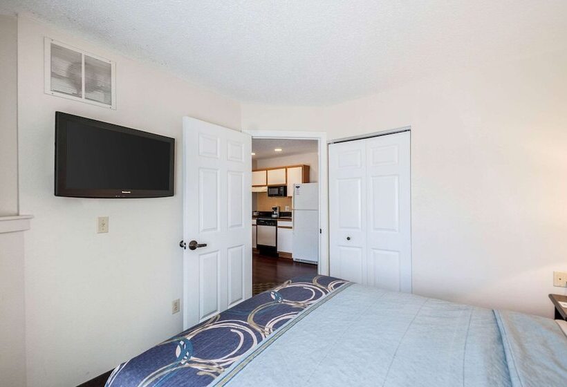 בית מלון כפרי Mainstay Suites Frederick