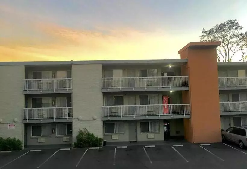 酒店 Pacific Motor Inn