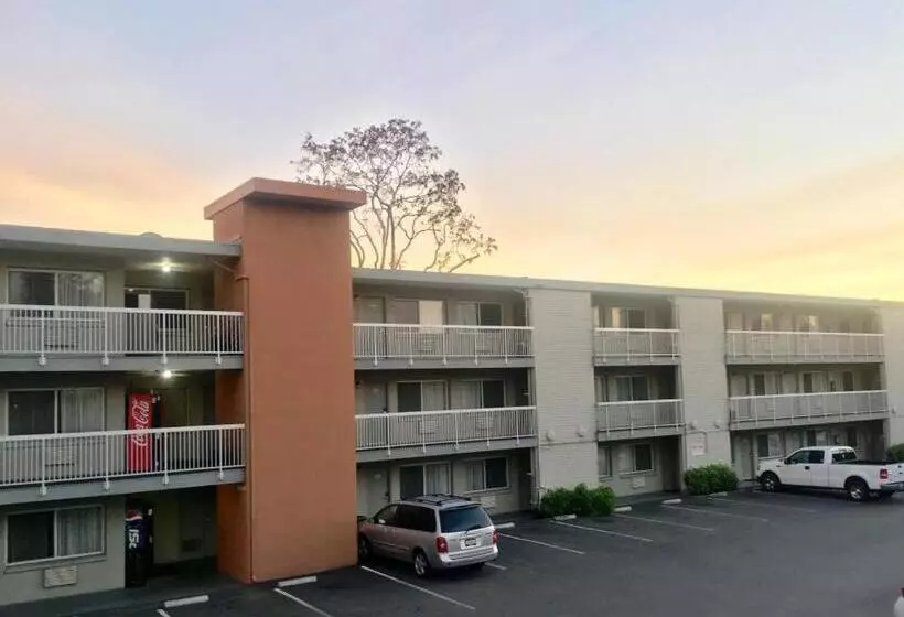 酒店 Pacific Motor Inn