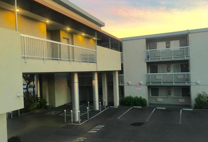 فندق Pacific Motor Inn