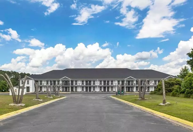 ホテル Quality Inn & Suites