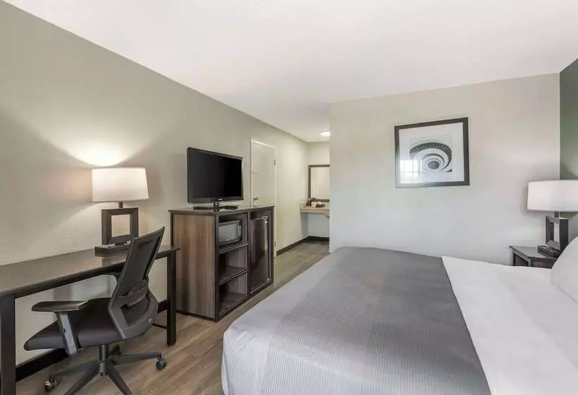 ホテル Quality Inn & Suites