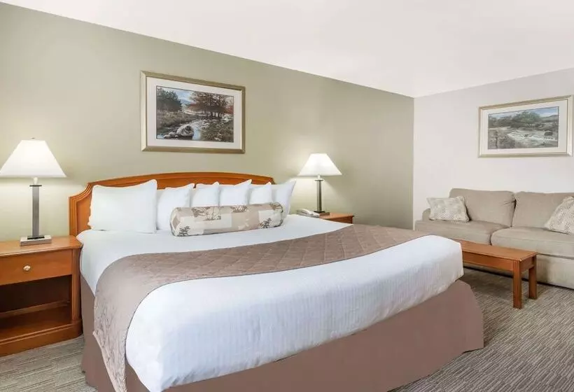 호텔 Ramada By Wyndham Ely