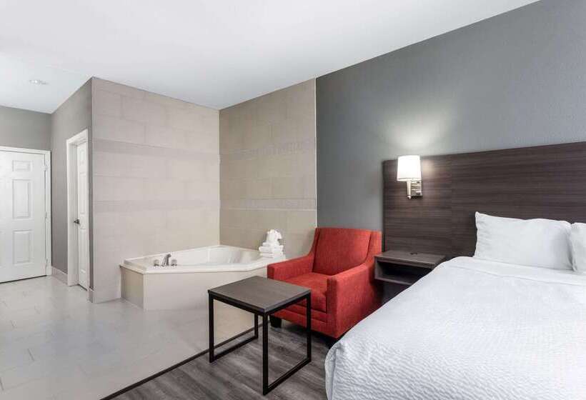 Отель Ramada By Wyndham Sellersburg/louisville North