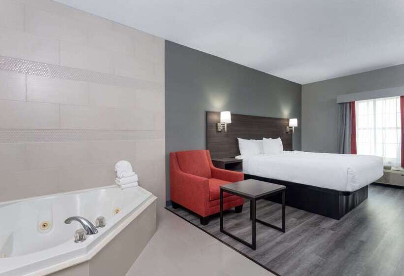 Отель Ramada By Wyndham Sellersburg/louisville North