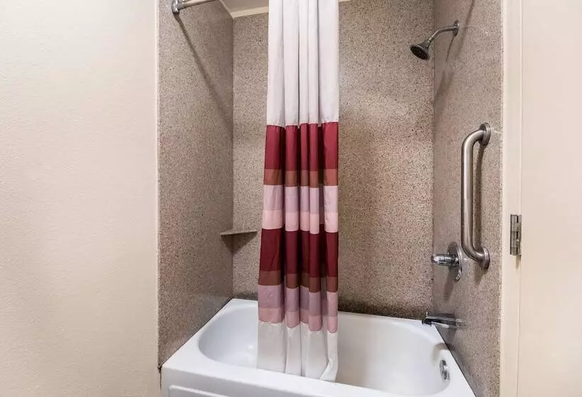 בית מלון כפרי Red Roof Inn Murfreesboro