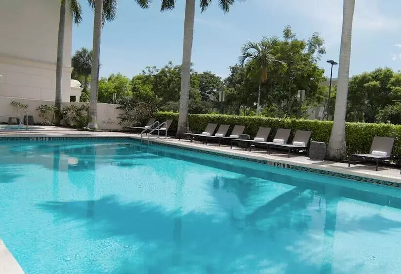 Отель Residence Inn By Marriott Miami Aventura Mall