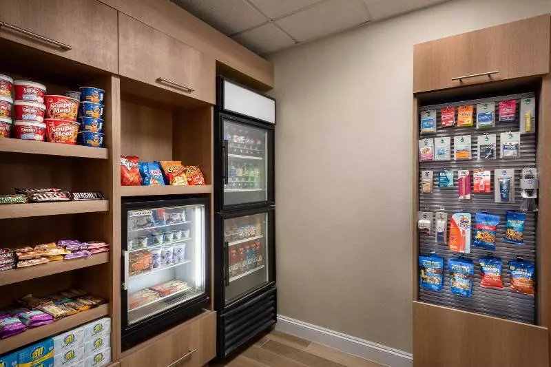 هتل Residence Inn By Marriott West Springfield