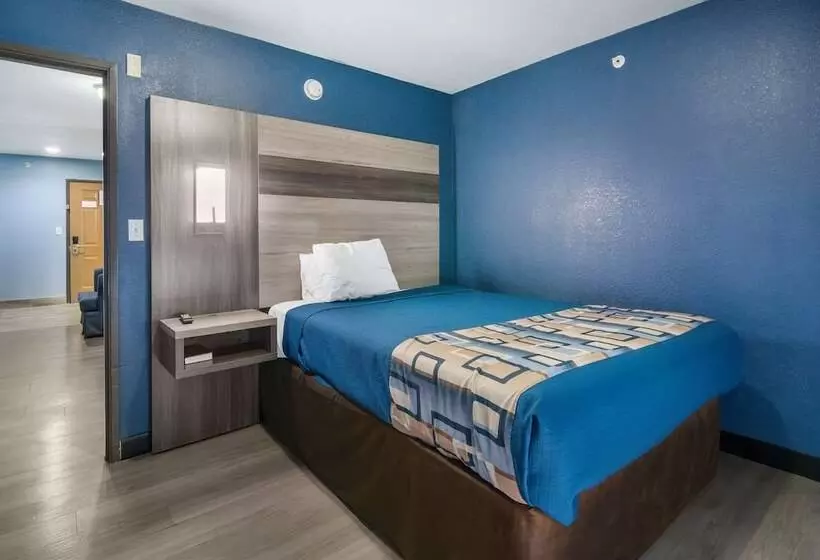 호텔 Rodeway Inn Carrollton I 35e