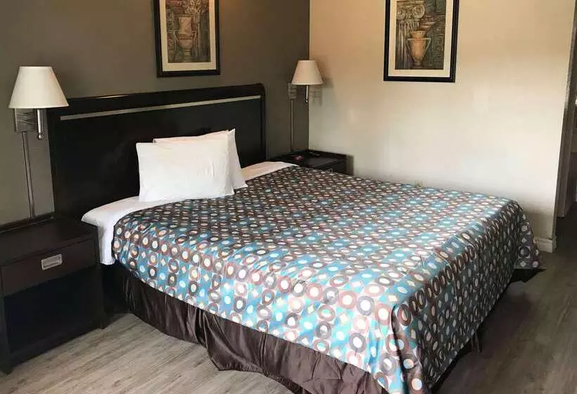ホテル Rodeway Inn Ontario Mills Mall