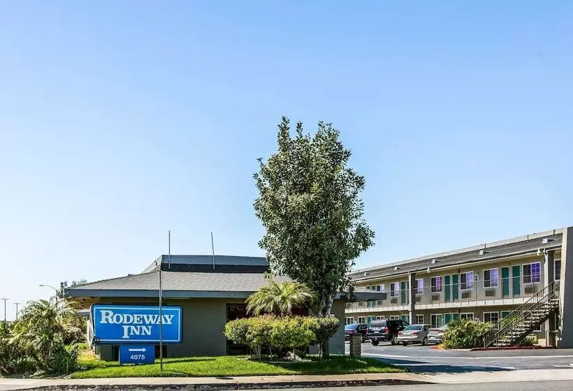 ホテル Rodeway Inn Ontario Mills Mall