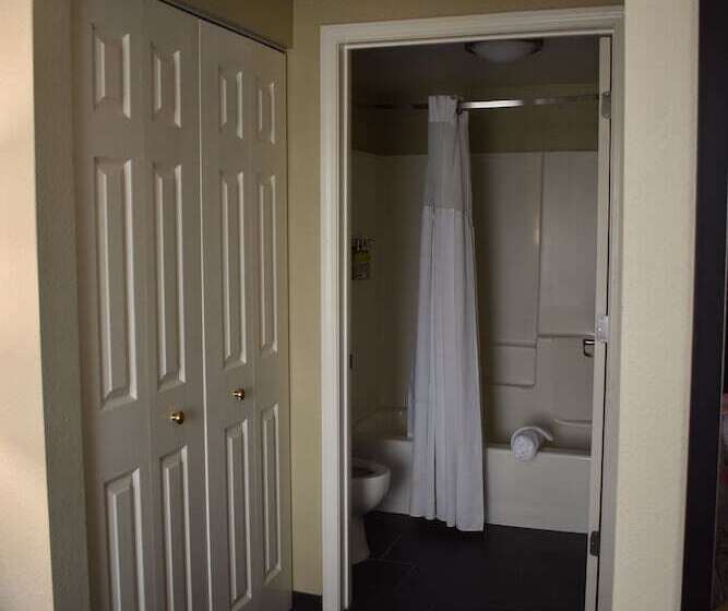 فندق Staybridge Suites Cranbury   South Brunswick, An Ihg