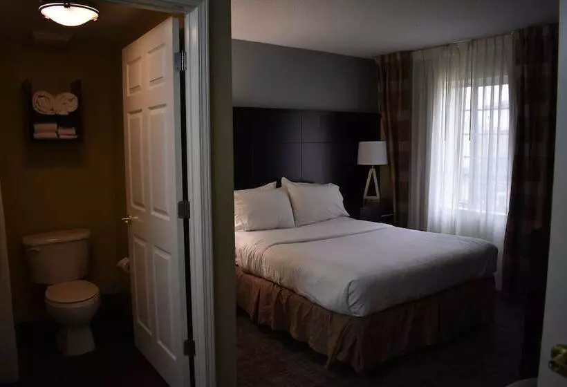 ホテル Staybridge Suites Cranbury South Brunswick, An Ihg