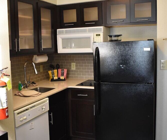 فندق Staybridge Suites Cranbury   South Brunswick, An Ihg